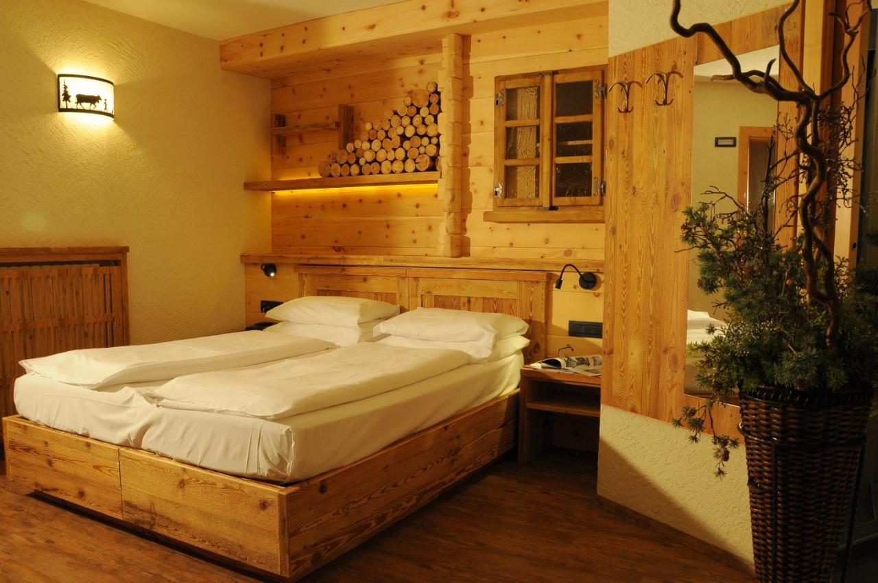 Hotel Helvetia Λιβίνιο Εξωτερικό φωτογραφία