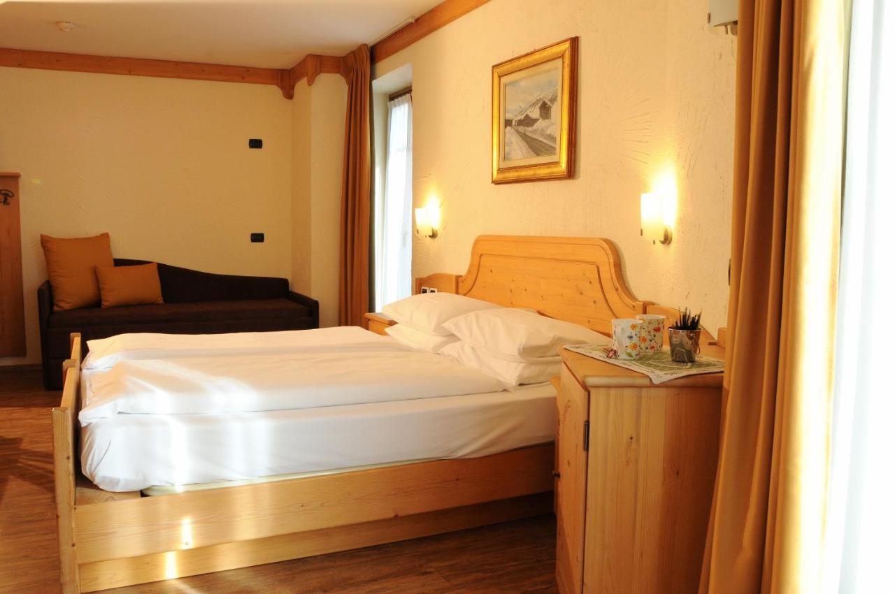 Hotel Helvetia Λιβίνιο Εξωτερικό φωτογραφία