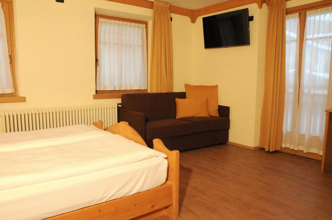 Hotel Helvetia Λιβίνιο Εξωτερικό φωτογραφία