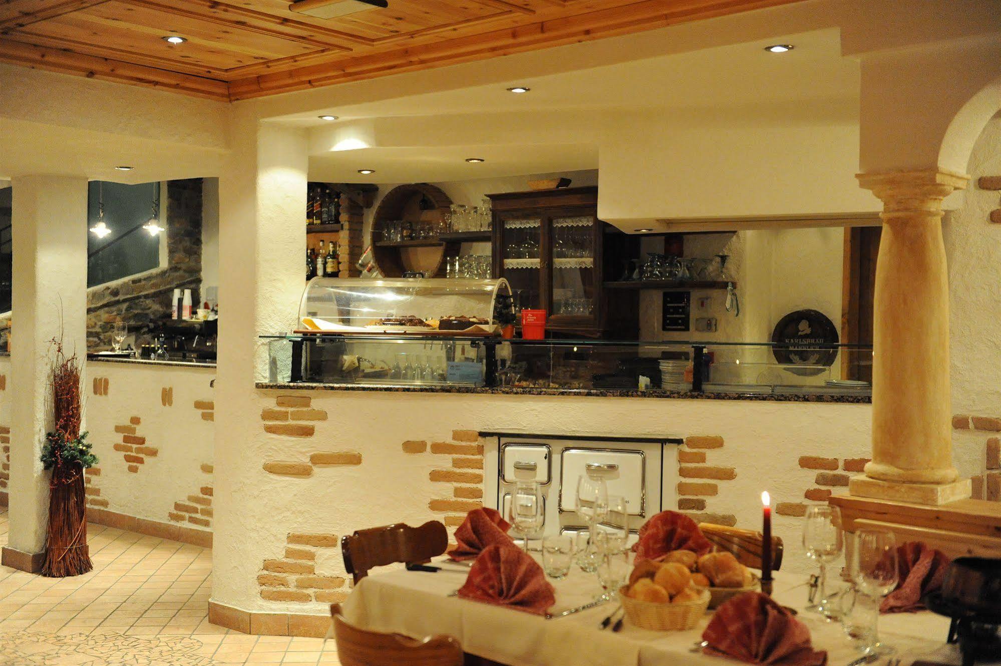 Hotel Helvetia Λιβίνιο Εξωτερικό φωτογραφία